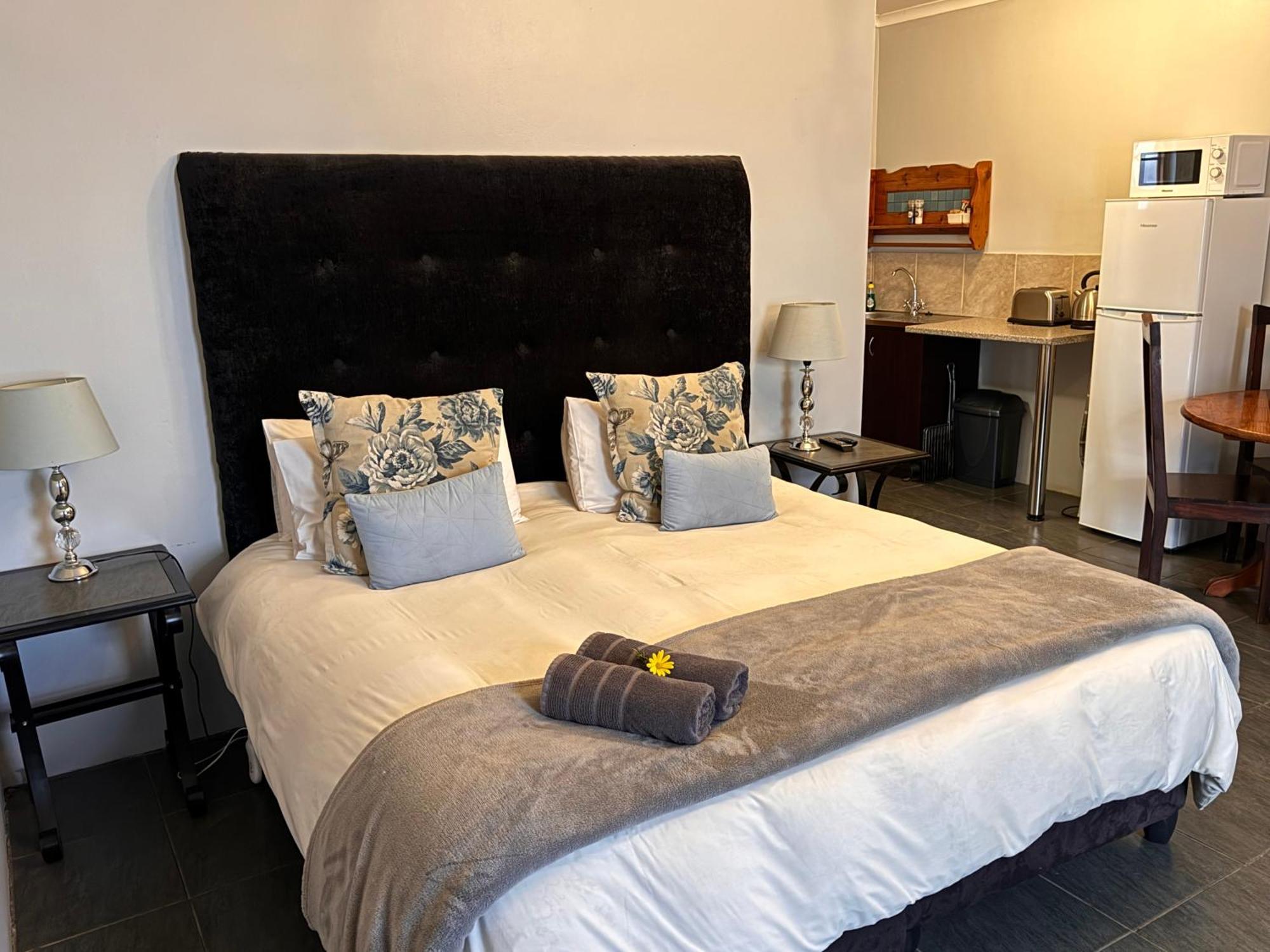 The Palms Venue & Accommodation 克拉多克 外观 照片