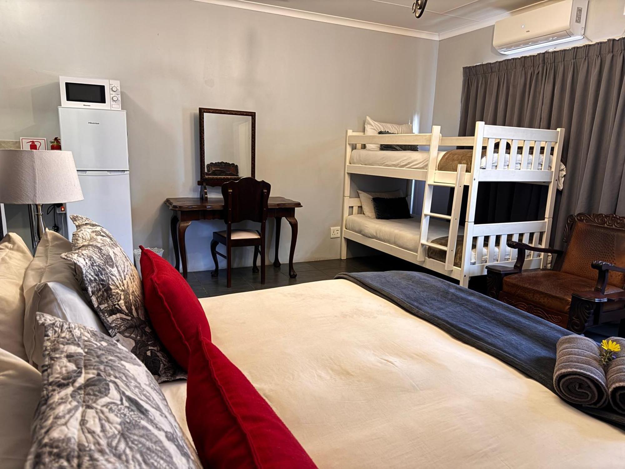 The Palms Venue & Accommodation 克拉多克 外观 照片